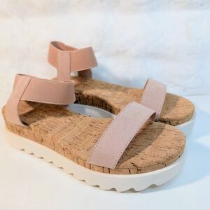 ✨ Sun + Stone Melanyyf Platform Sandals | Rose | Women’s 9M ✨